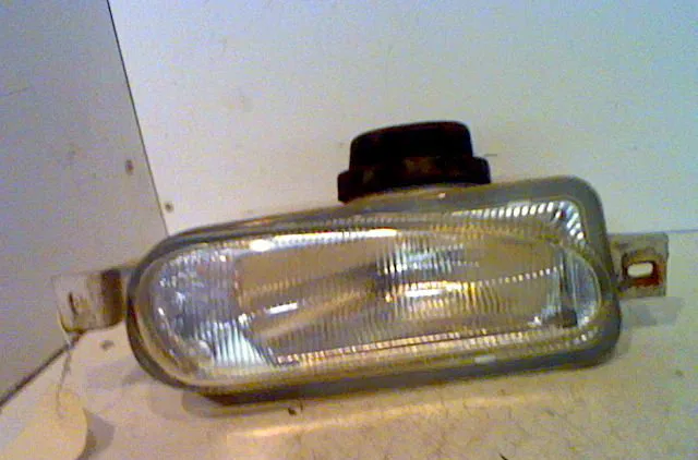 Phare antibrouillard avant droit FORD ESCORT V 1998 occasion