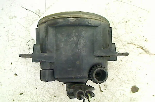 Phare antibrouillard avant droit Ford FIESTA V (JH_, JD_) 1.6 tdci (2004-2008) occasion