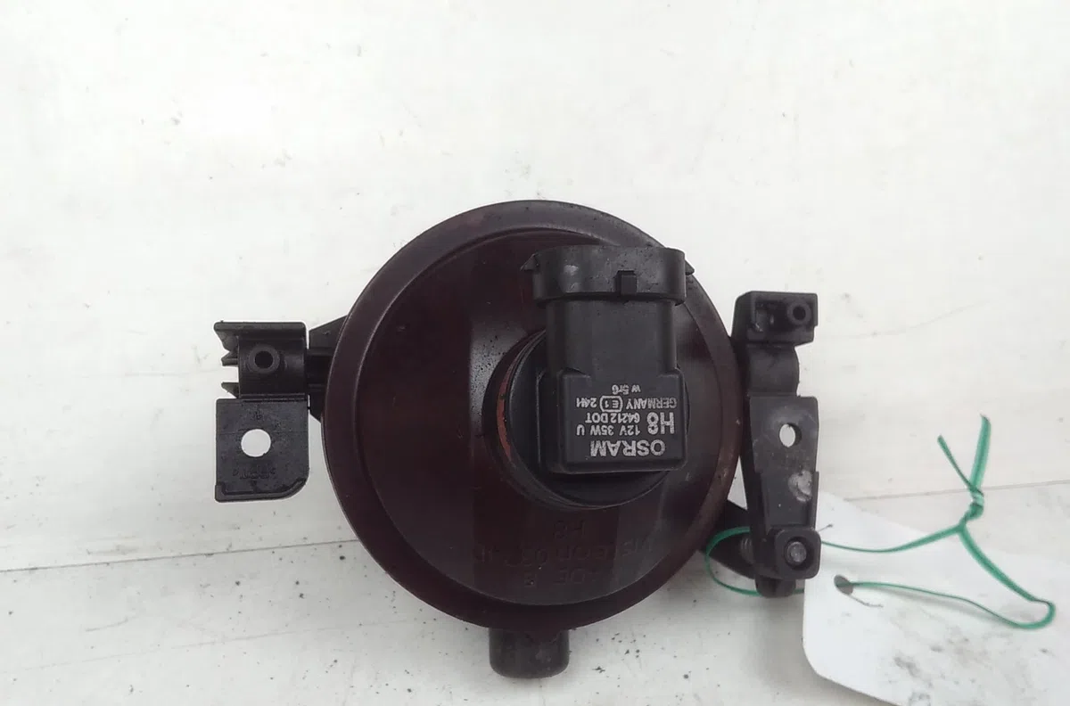 Phare antibrouillard avant droit FORD FOCUS II 2005 occasion