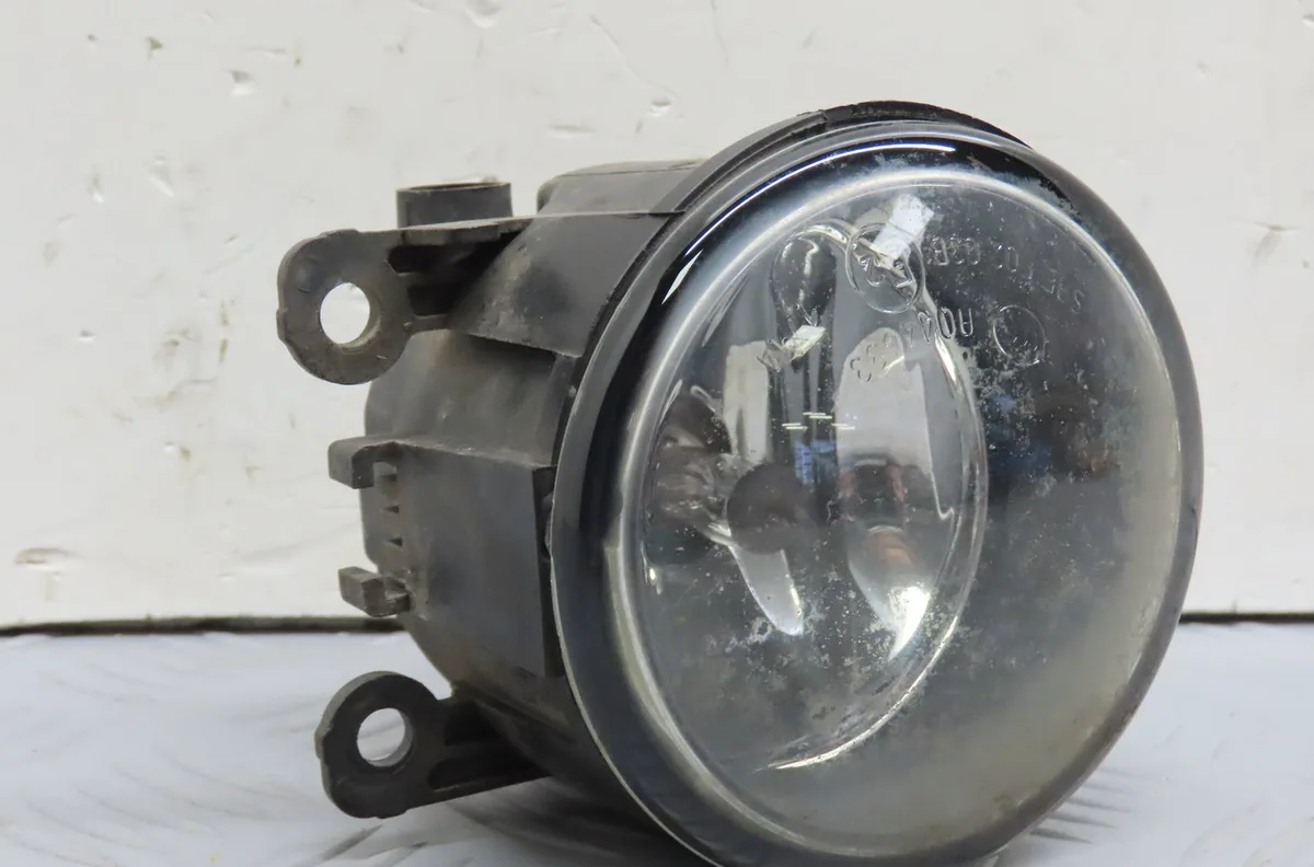 Phare antibrouillard avant droit Ford FOCUS II (DA_, HCP, DP) 1.6 tdci (2004-2012) occasion