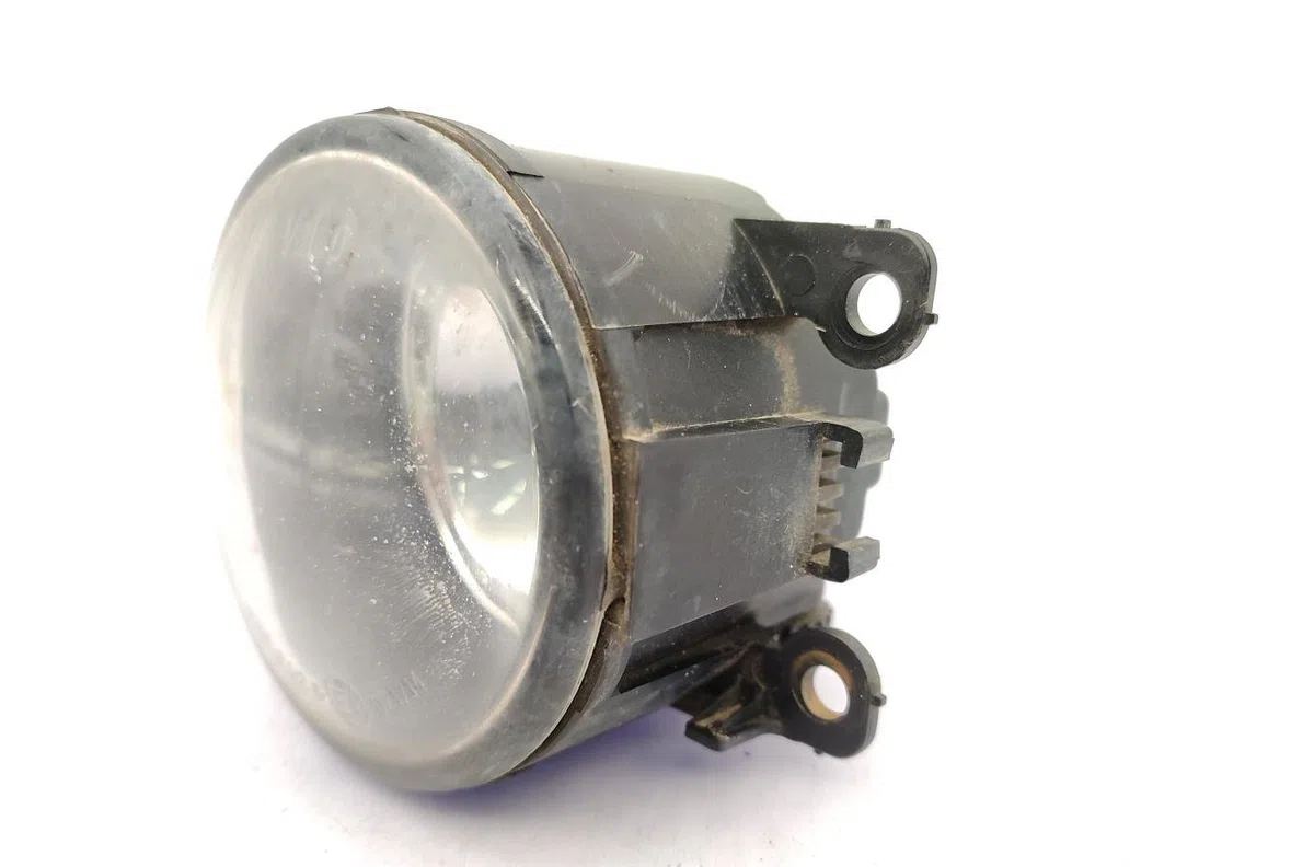Phare antibrouillard avant droit FORD FUSION PHASE 1 occasion