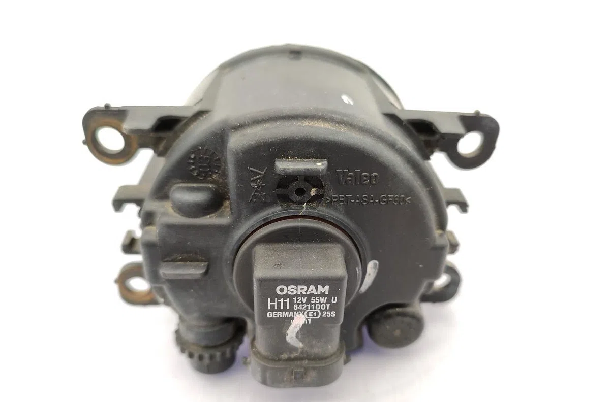 Phare antibrouillard avant droit FORD FUSION PHASE 1 occasion