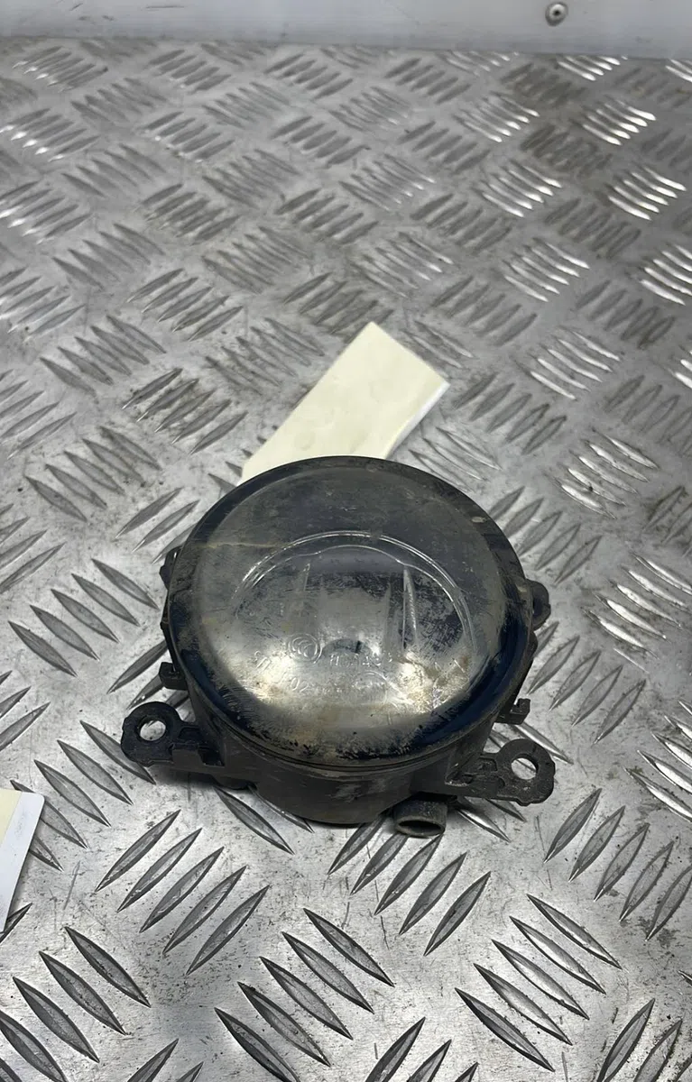 Phare antibrouillard avant droit FORD FUSION PHASE 2 occasion