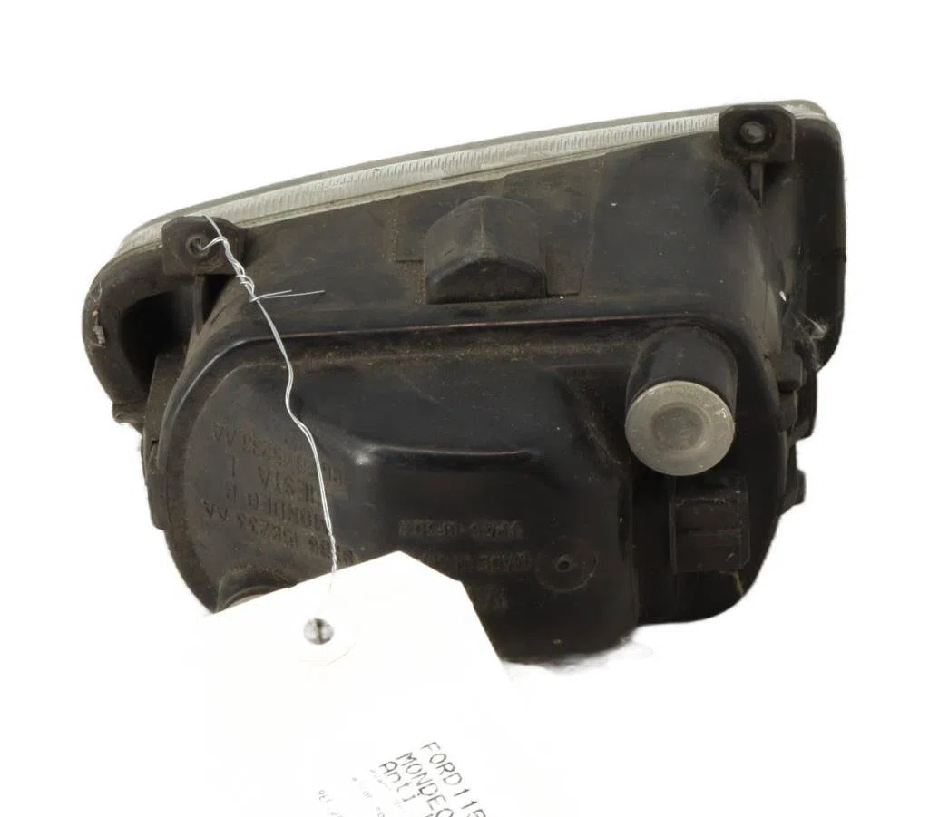 Phare antibrouillard avant droit Ford MONDEO II (BAP) 1.8 td (1996-2000) 5 portes occasion