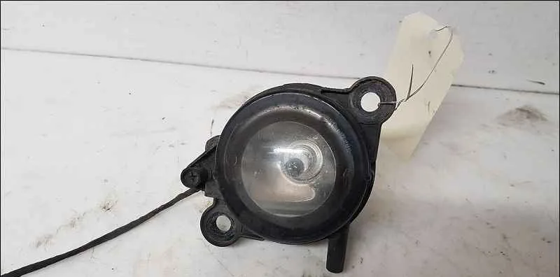 Phare antibrouillard avant droit FORD MONDEO II occasion