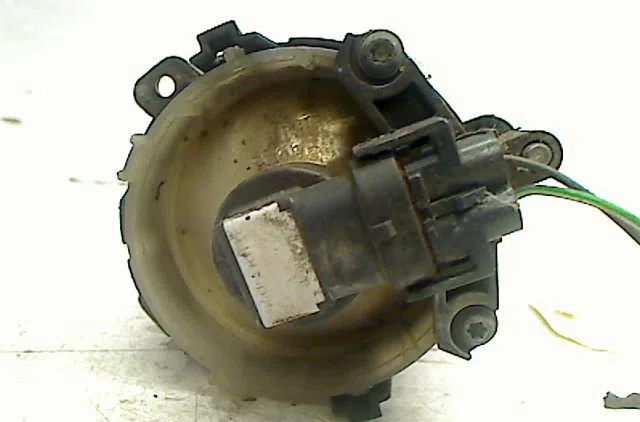 Phare antibrouillard avant droit Ford MONDEO III (B5Y) 2.0 16v tddi - tdci (2000-2007) 5 portes occasion