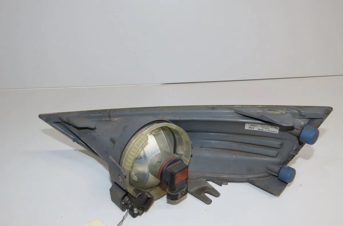 Phare antibrouillard avant droit Ford MONDEO IV (BA7) 2.0 tdci (2007-2015) occasion