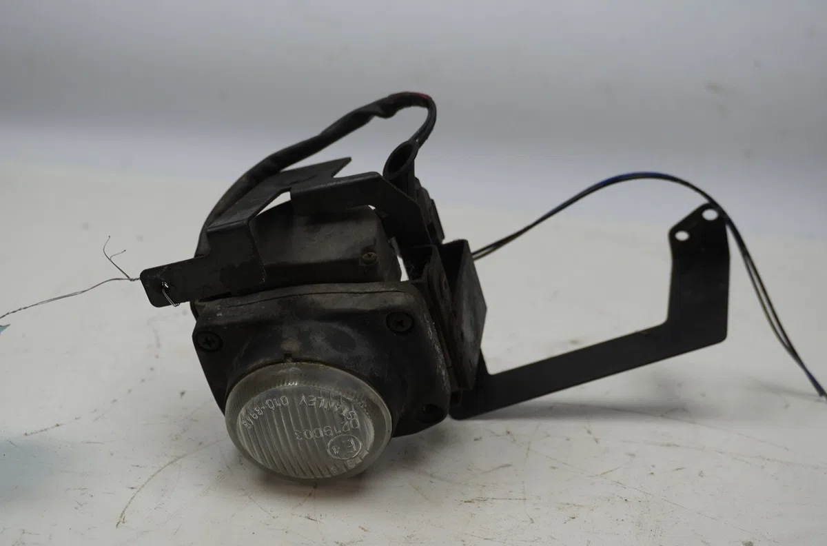 Phare antibrouillard avant droit Honda ACCORD VII (CL, CN) 2.2 i-ctdi (cn1) (2004-2008) occasion