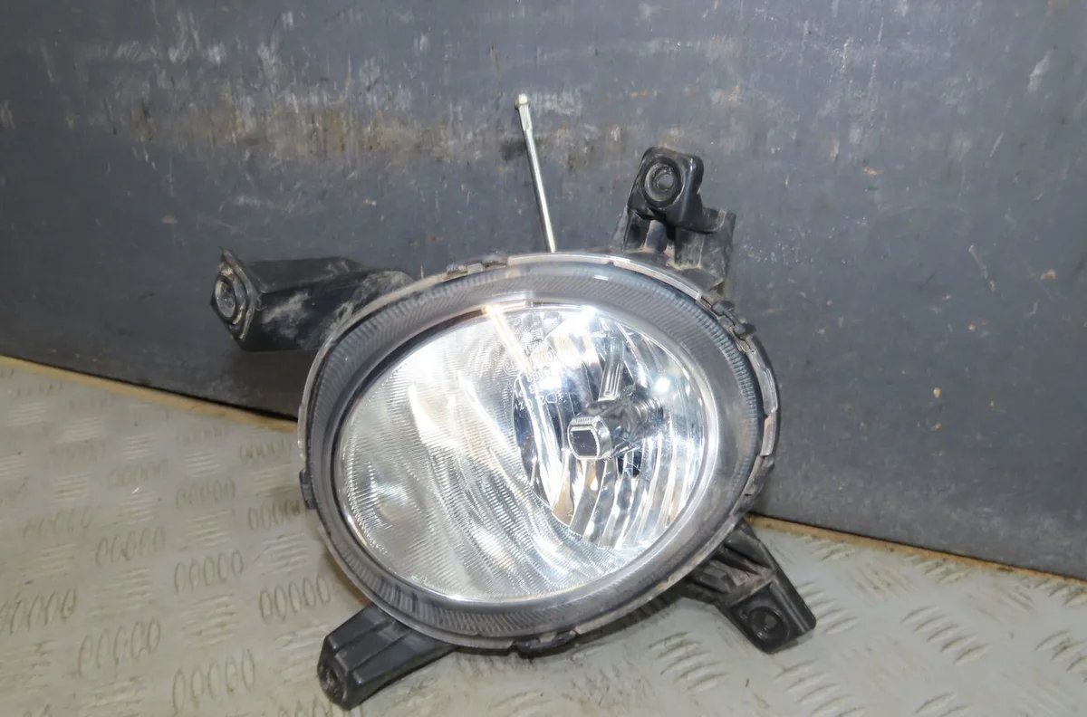 Phare antibrouillard avant droit Hyundai I20 II (GB, IB) 1.0 t-gdi (2016) occasion