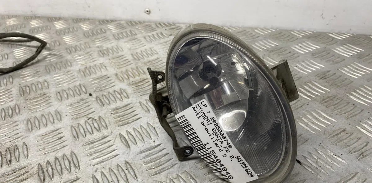 Phare antibrouillard avant droit HYUNDAI SANTA FE 2 PHASE 1 occasion