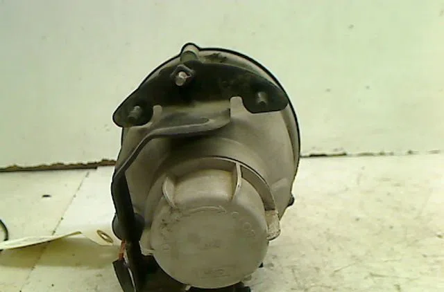 Phare antibrouillard avant droit Hyundai SATELLITE Autobus-Autocar (A1) 2.5 tci (2004-2007) occasion