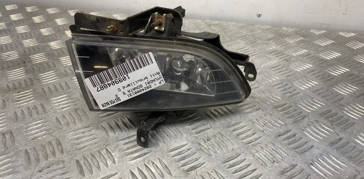 Phare antibrouillard avant droit HYUNDAI SONATA 5 occasion