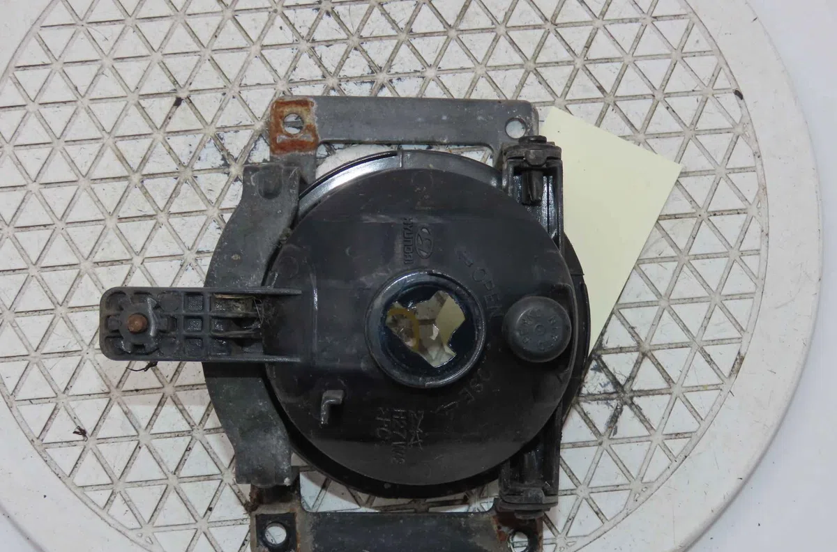 Phare antibrouillard avant droit HYUNDAI TUCSON I occasion
