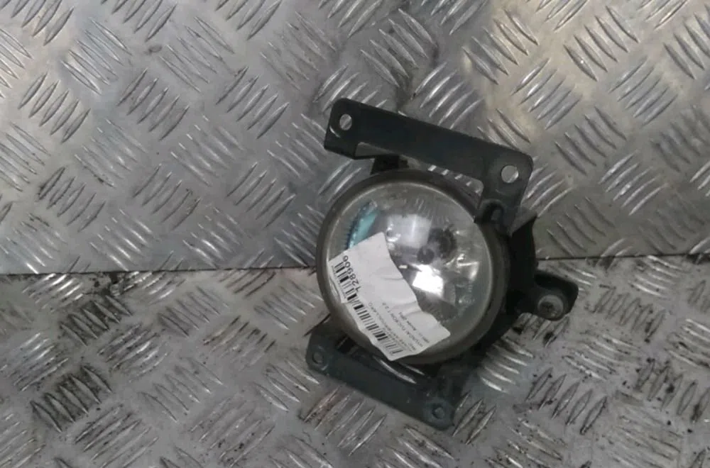 Phare antibrouillard avant droit Hyundai TUCSON (JM) 2.0 crdi traction intégrale (2004-2010) occasion