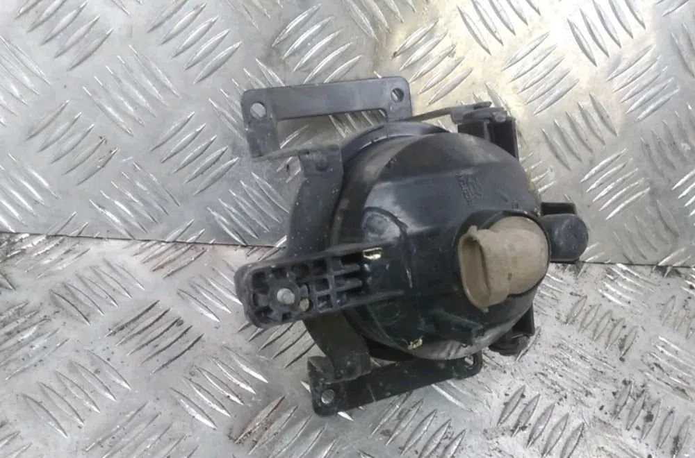 Phare antibrouillard avant droit Hyundai TUCSON (JM) 2.0 crdi traction intégrale (2004-2010) occasion