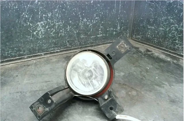 Phare antibrouillard avant droit Iveco DAILY III Camionnette 35 c 17, 35 s 17 (2005-2006) occasion