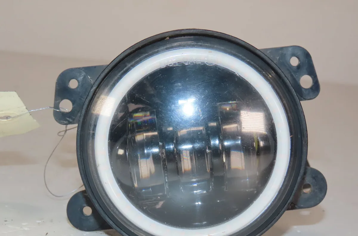 Phare antibrouillard avant droit Jeep WRANGLER III (JK) 2.8 crd (2010) occasion