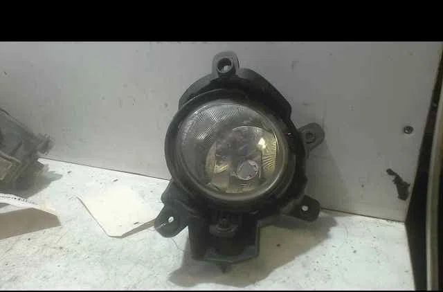 Phare antibrouillard avant droit KIA CARENS III occasion