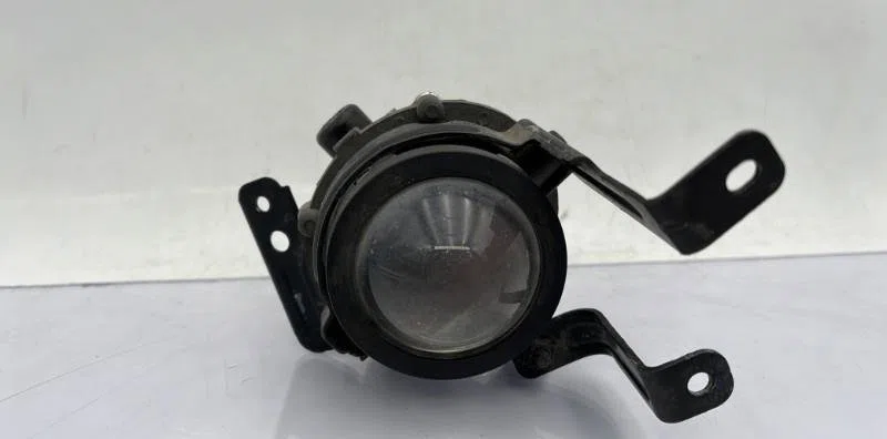 Phare antibrouillard avant droit KIA CEE-D 1 SPORT WAGON PHASE 1 BREAK occasion