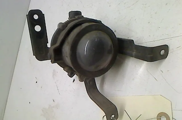Phare antibrouillard avant droit Kia CEE'D SW (ED) 1.6 crdi 115 (2007-2012) occasion