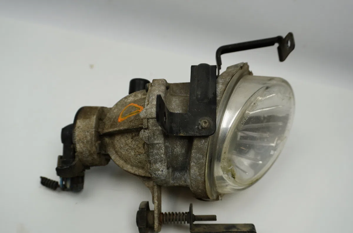 Phare antibrouillard avant droit Kia MAGENTIS II (MG) 2.0 crdi (2006-2010) occasion