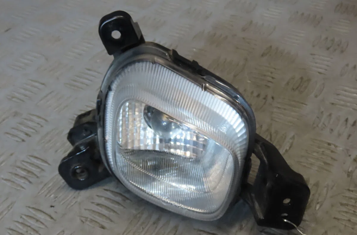 Phare antibrouillard avant droit KIA PICANTO occasion