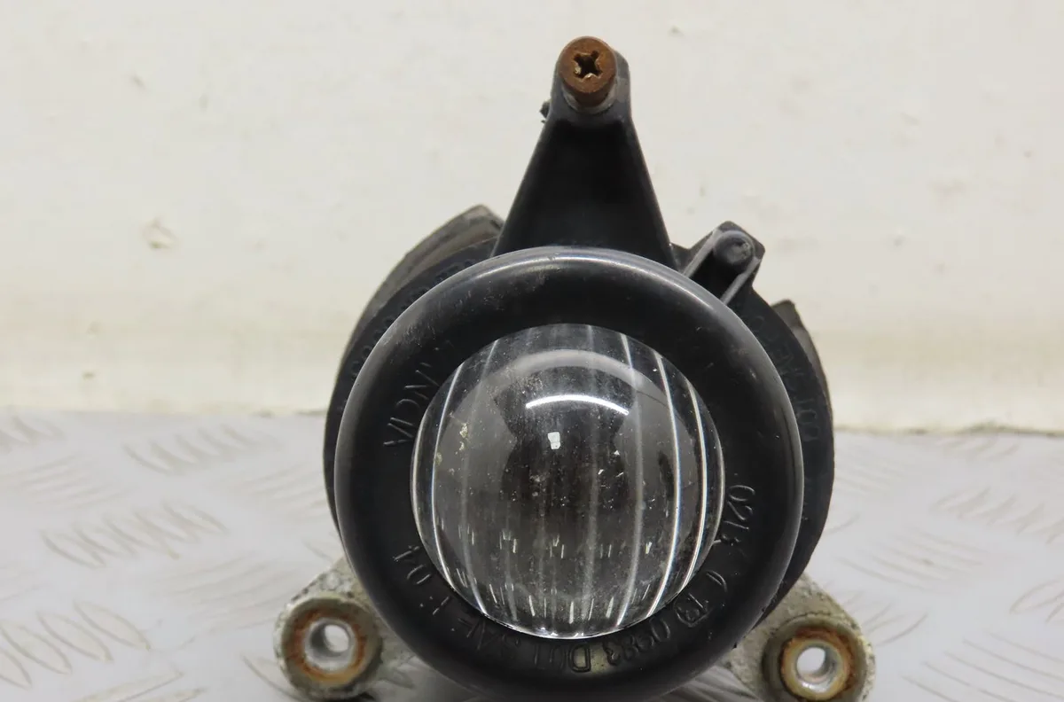 Phare antibrouillard avant droit Lancia MUSA (350_) 1.3 d multijet (350.axg11, 350.axg1a) (2006-2012) occasion