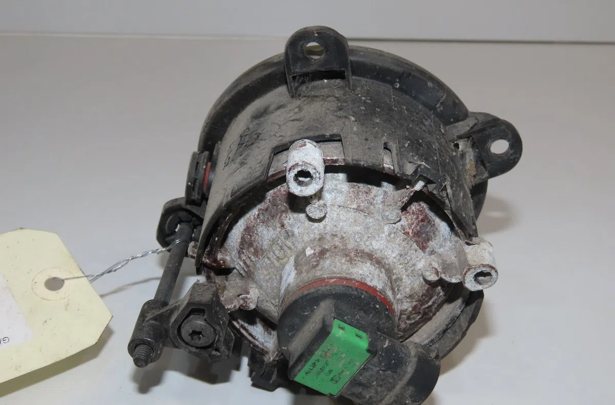 Phare antibrouillard avant droit Land rover RANGE ROVER SPORT I (L320) 2.7 d 4x4 (2005-2013) occasion