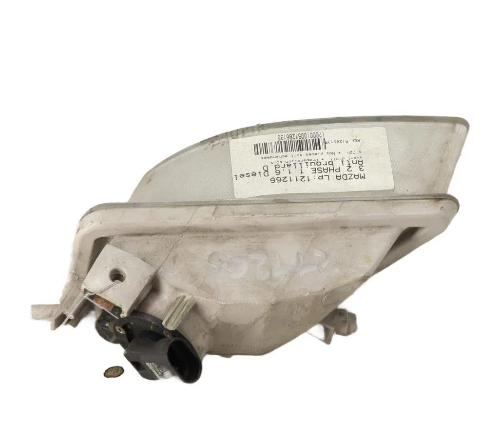 Phare antibrouillard avant droit Mazda 3 A trois volumes (BL) 1.6 mzr cd (bl12) (2008-2013) occasion