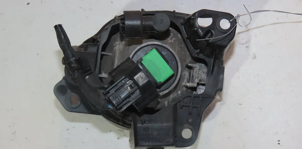 Phare antibrouillard avant droit Mazda 6 Hatchback (GH) 2.2 d (gh10) (2010-2012) occasion