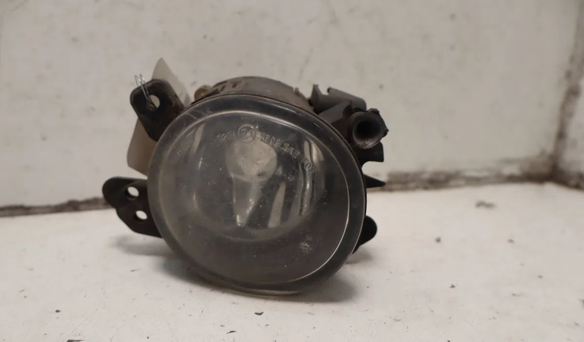 Phare antibrouillard avant droit Mercedes-benz CLASSE B Sports Tourer (W245) B 180 cdi (245.207) (2005-2011) 5 portes oc