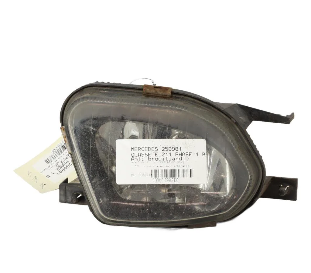 Phare antibrouillard avant droit Mercedes-benz CLASSE E T-Model (S211) E 270 t cdi (211.216) (2003-2009) occasion