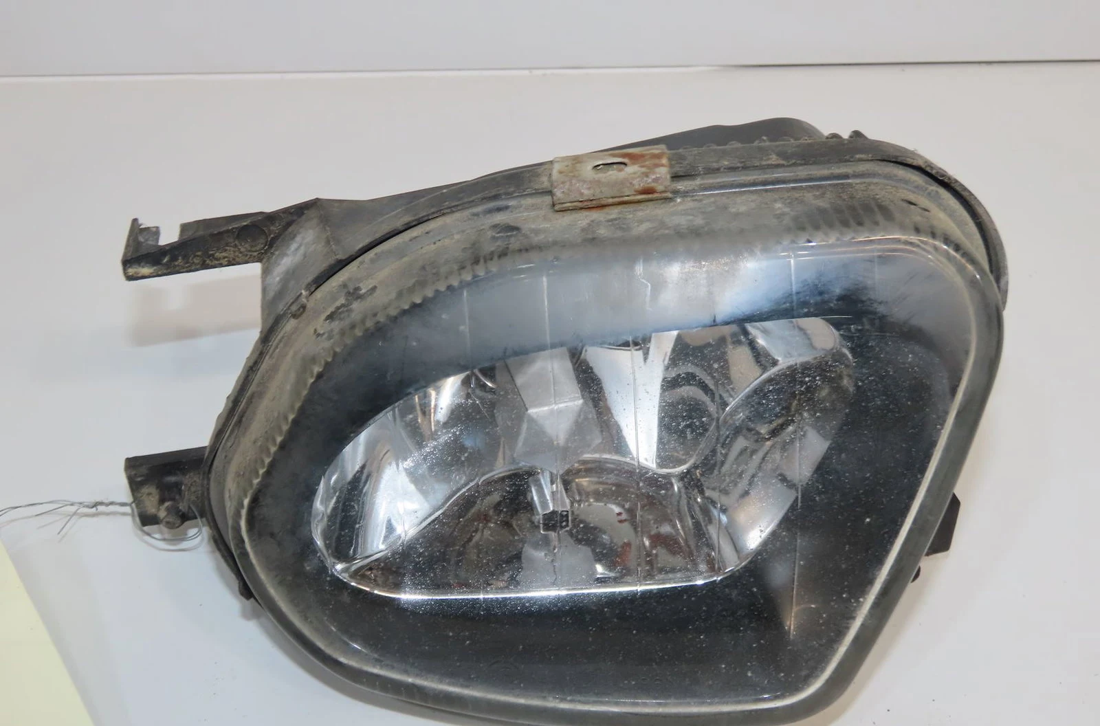Phare antibrouillard avant droit Mercedes-benz CLASSE E (W211) E 280 cdi (211.020) (2005-2008) occasion