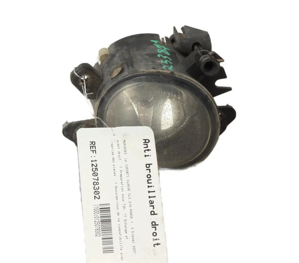Phare antibrouillard avant droit Mercedes-benz CLS (C219) Cls 320 cdi (219.322) (2005-2010) occasion