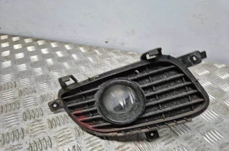 Phare antibrouillard avant droit MERCEDES CLASSE A 169 PHASE 1 occasion