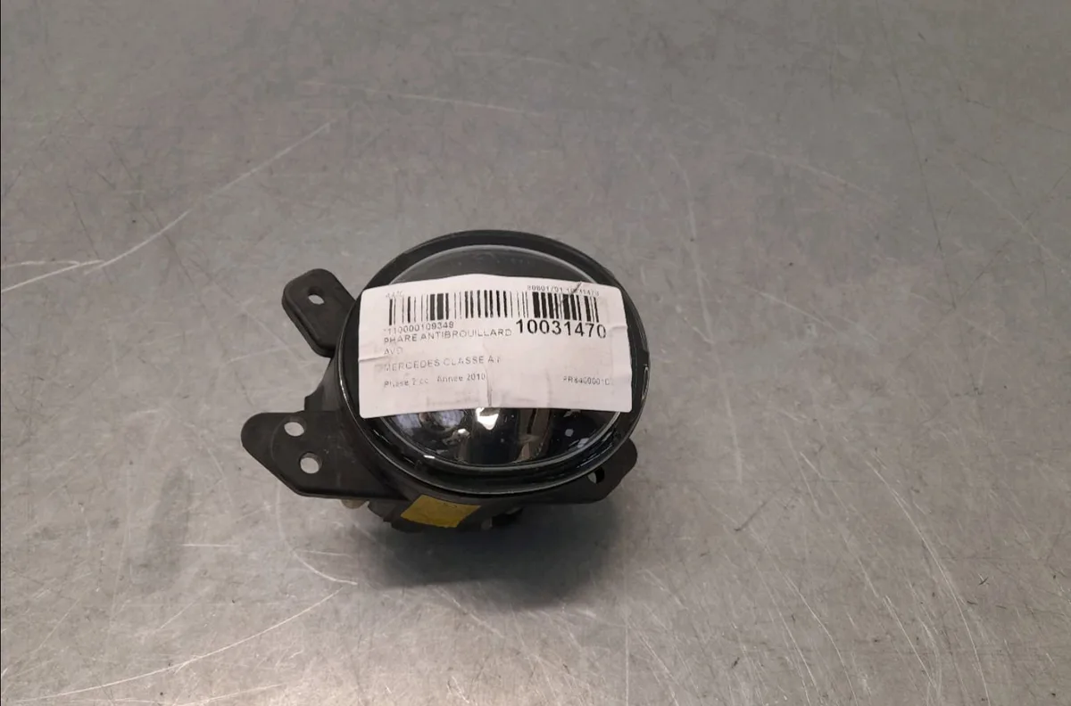 Phare antibrouillard avant droit MERCEDES CLASSE A II A180 i 116ch occasion