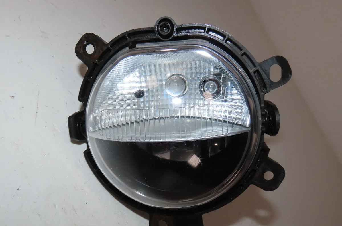 Phare antibrouillard avant droit Mini MINI (F56) One (2014-2017) occasion