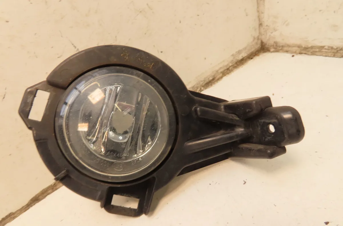 Phare antibrouillard avant droit Nissan JUKE (F15) 1.5 dci (2010) 5 portes occasion