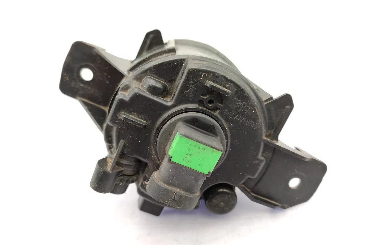 Phare antibrouillard avant droit NISSAN MICRA 3 PHASE 2 occasion