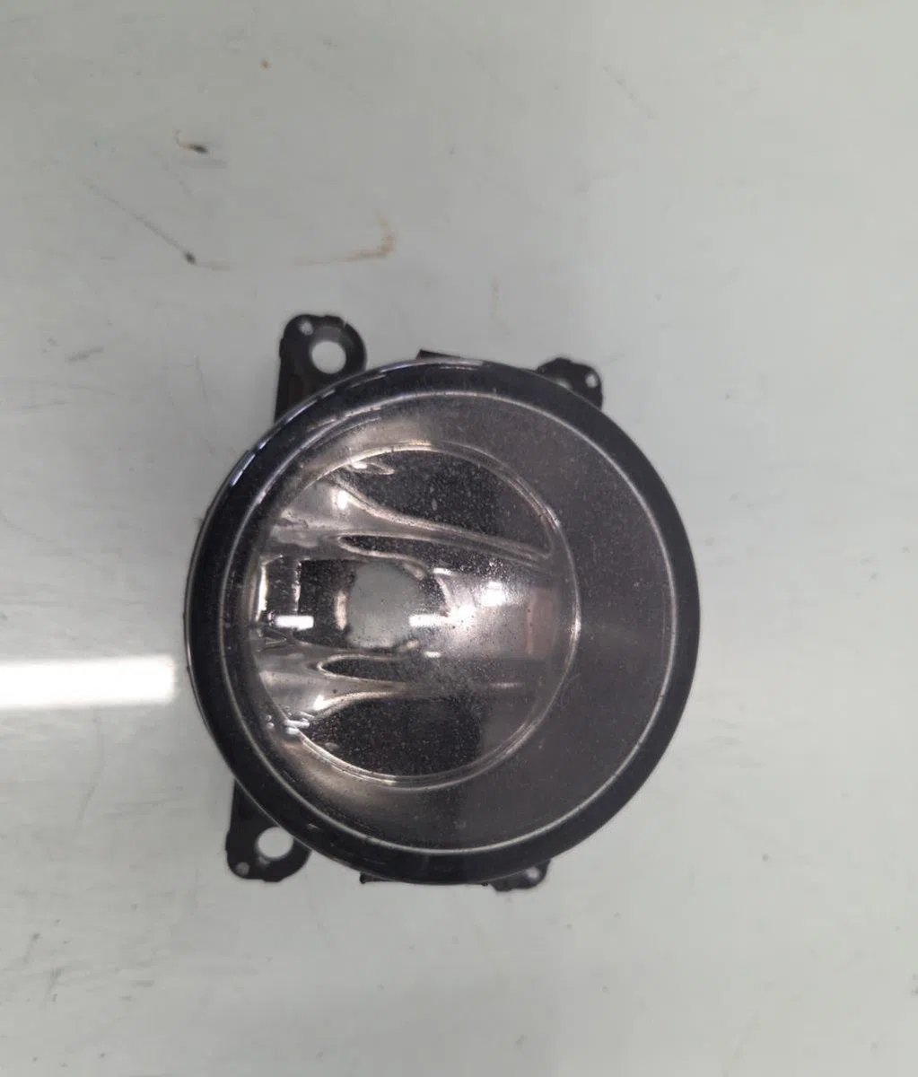 Phare antibrouillard avant droit NISSAN NOTE 1 PHASE 2 occasion