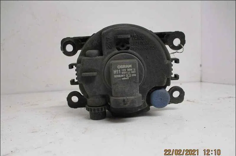 Phare antibrouillard avant droit NISSAN NOTE I occasion