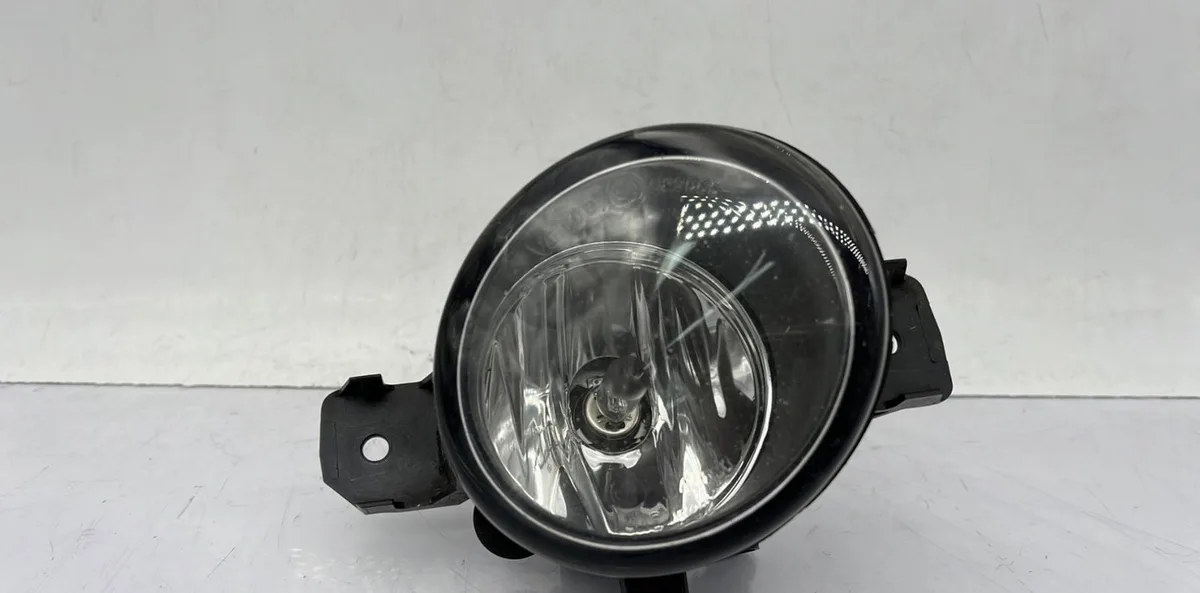 Phare antibrouillard avant droit NISSAN QASHQAI 1 PHASE 1 occasion