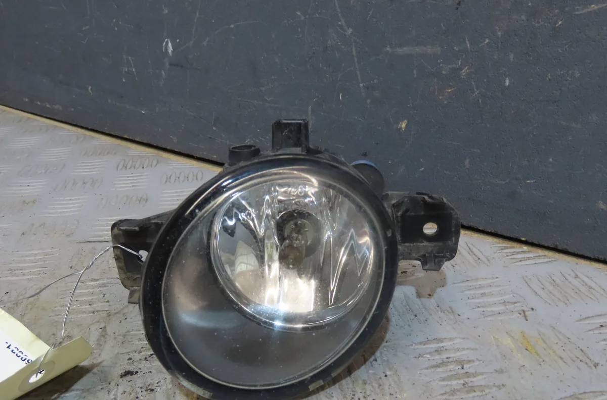 Phare antibrouillard avant droit Nissan QASHQAI - QASHQAI 2 I (J10, NJ10, JJ10E) 1.5 dci (2010-2013) 5 portes occasion