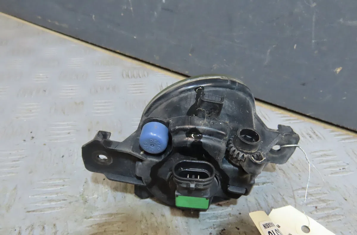 Phare antibrouillard avant droit Nissan QASHQAI - QASHQAI 2 I (J10, NJ10, JJ10E) 1.5 dci (2010-2013) 5 portes occasion