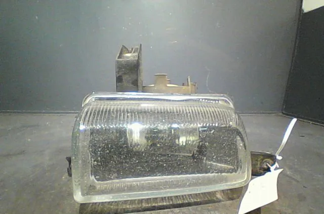 Phare antibrouillard avant droit Opel ASTRA G 3-5 portes (T98) 2.0 dti 16v (f08, f48) (1999-2005) occasion