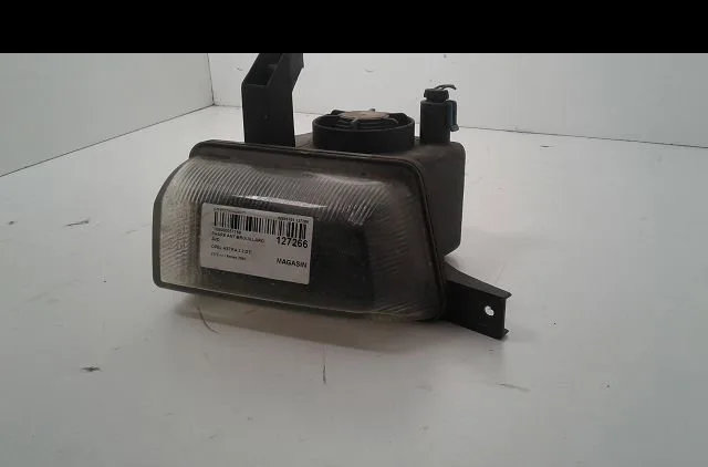 Phare antibrouillard avant droit Opel ASTRA G 3-5 portes (T98) 2.2 dti (f08, f48) (2002-2005) occasion