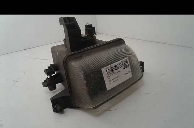 Phare antibrouillard avant droit Opel ASTRA G 3-5 portes (T98) 2.2 dti (f08, f48) (2002-2005) occasion