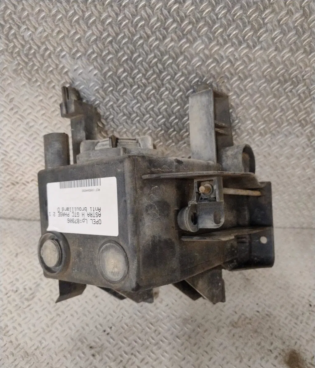 Phare antibrouillard avant droit Opel ASTRA H GTC (A04) 1.7 cdti (l08) (2005-2010) occasion