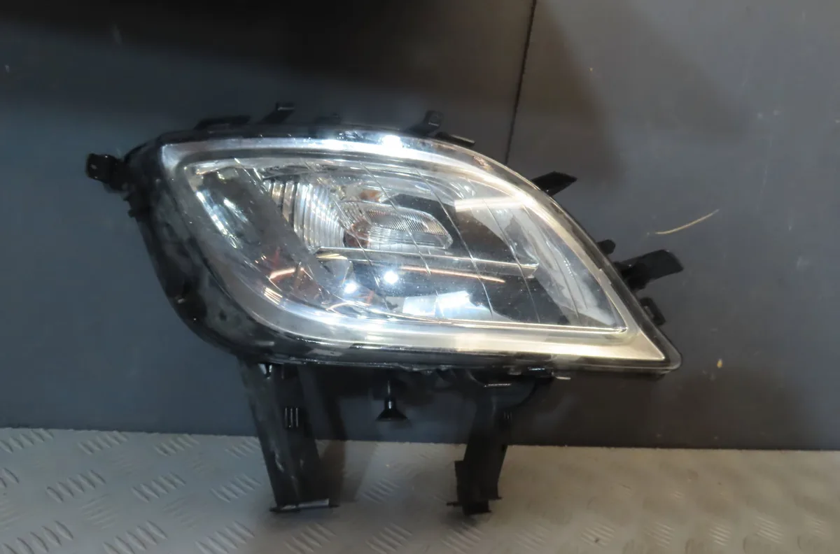Phare antibrouillard avant droit Opel ASTRA J (P10) 2.0 cdti (68) (2009-2015) occasion