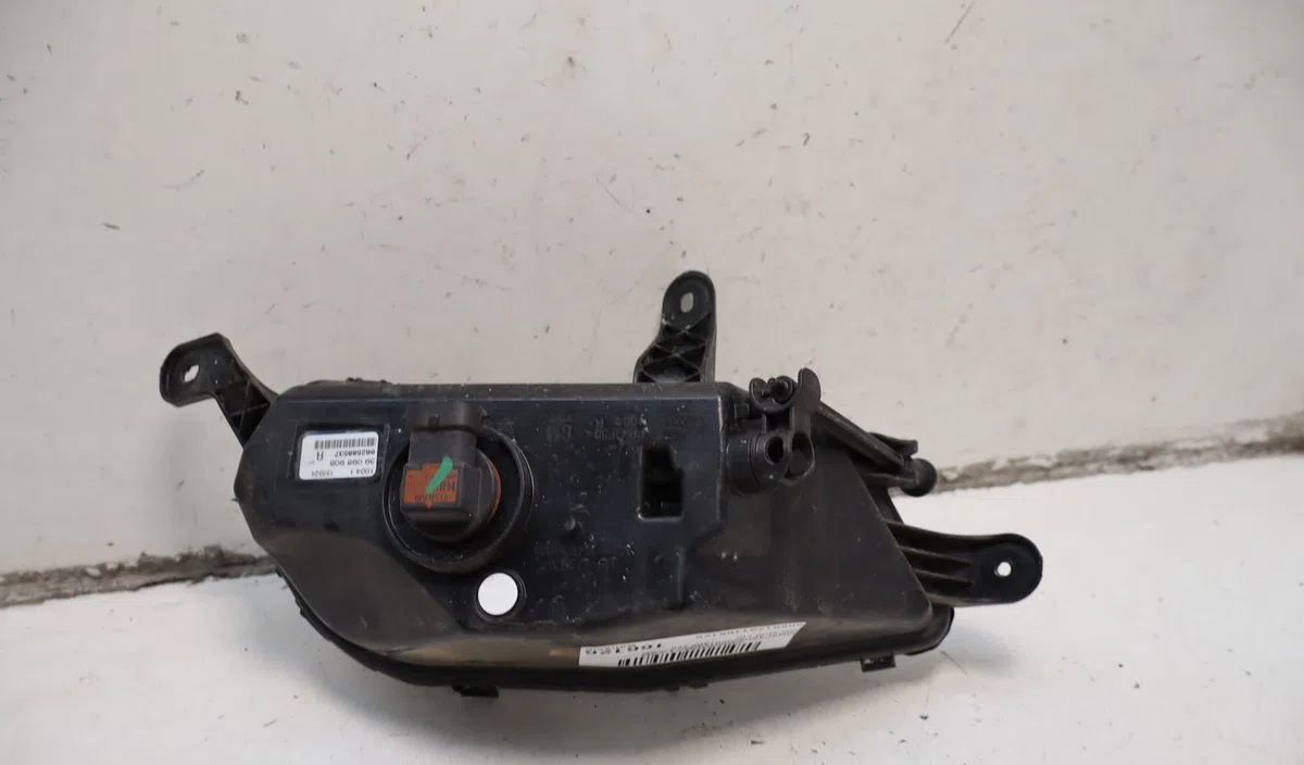 Phare antibrouillard avant droit Opel ASTRA K (B16) 1.0 turbo (68) (2015) occasion